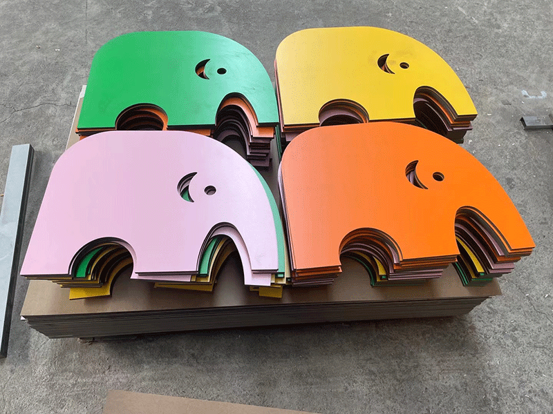 幼兒園兒童卡通專(zhuān)用擋板